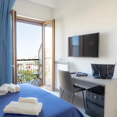 Le Tre Ccc 住宿加早餐酒店 索伦托